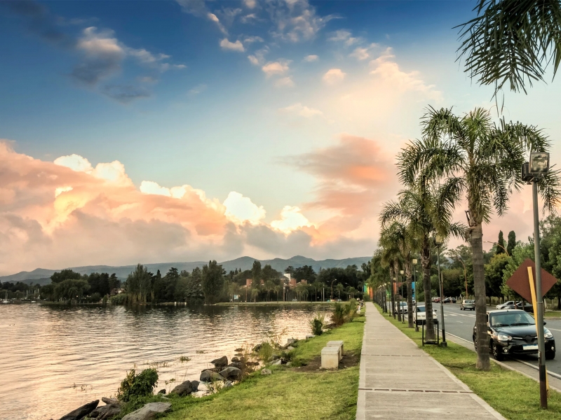 Carlos Paz: El Corazón del Turismo en Córdoba